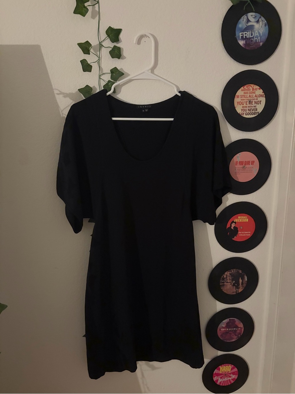 Theory Black Scoop Neck Short Sleeve Top